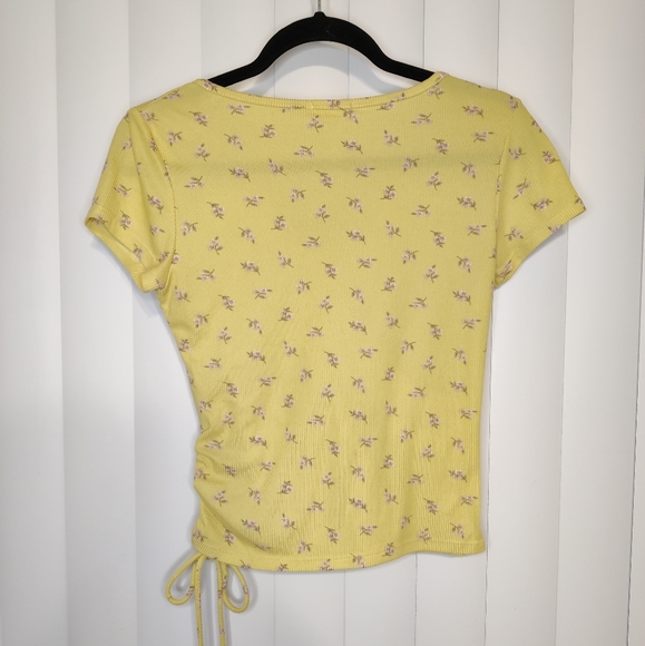 Love Wins Yellow Floral Top - Women's Size Small - Picture 2 of 3